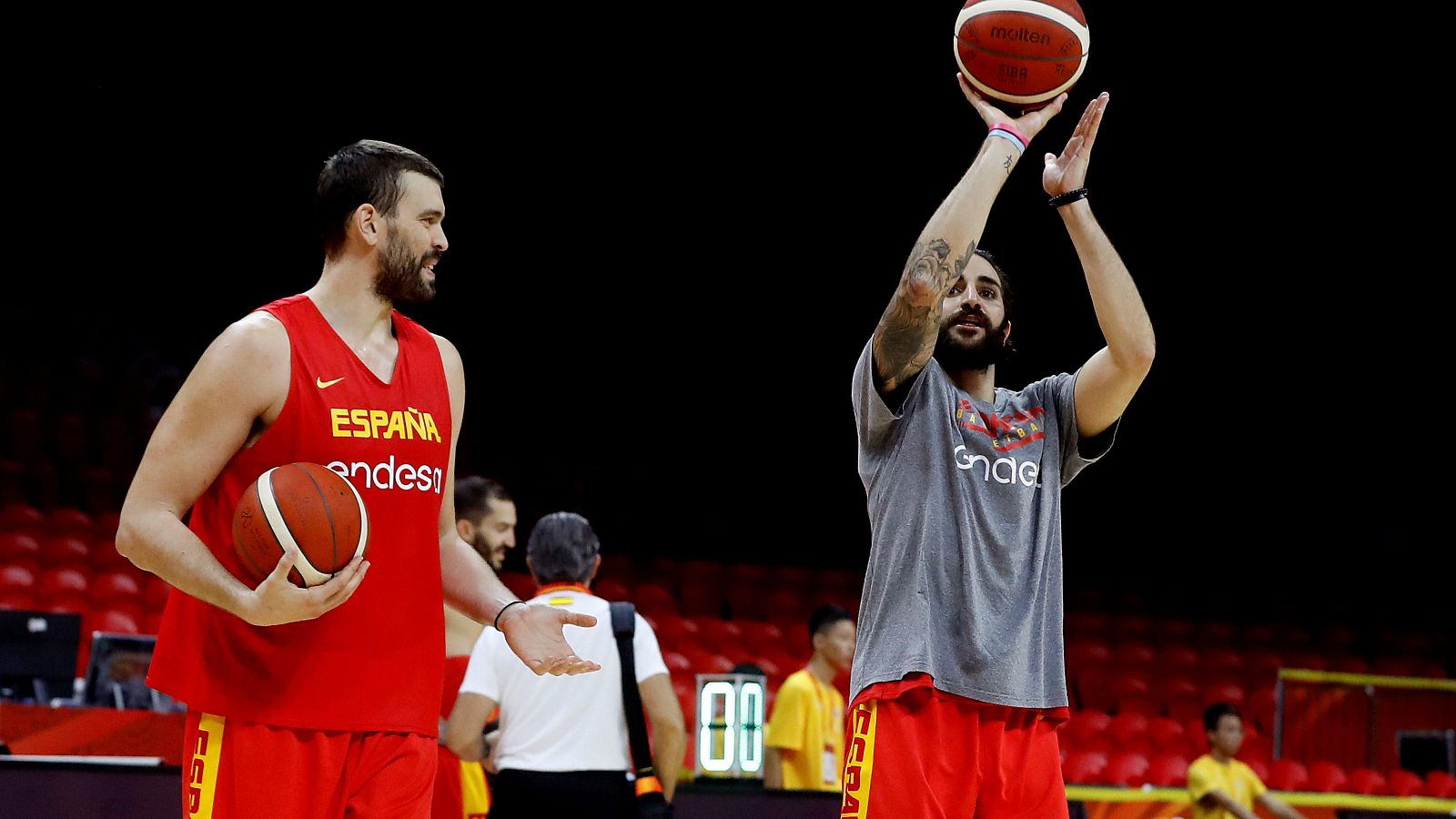 EspaÃ±a entrena al completo en el escenario de su estreno mundialista