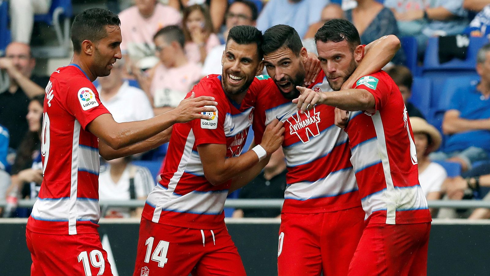 El Granada vapulea al Espanyol