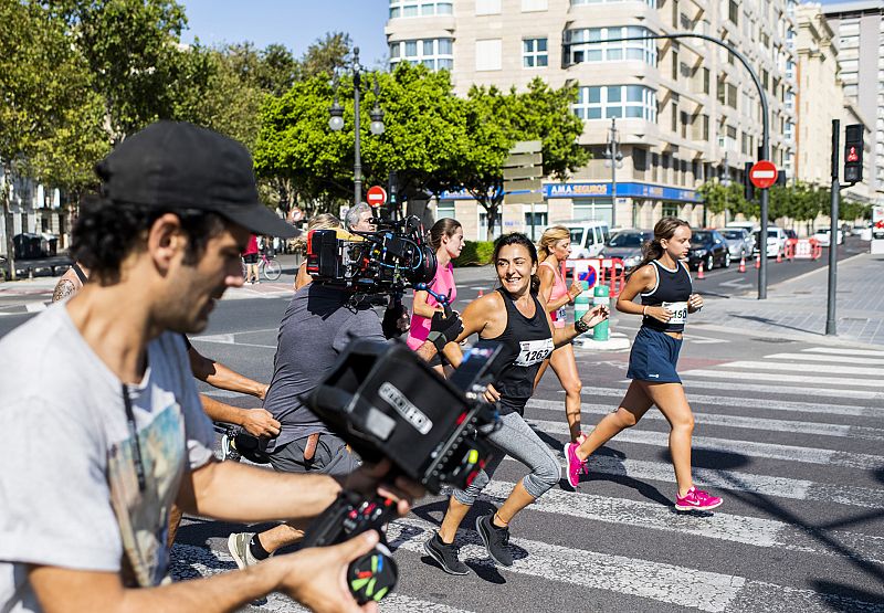 Iciar Bollain empieza a rodar 'La boda de Rosa', participada por RTVE, con Candela Peña, Sergi López y Nathalie Poza
