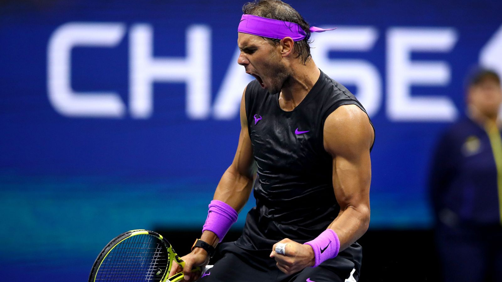 Nadal desquicia a Cilic y se planta en cuartos de final