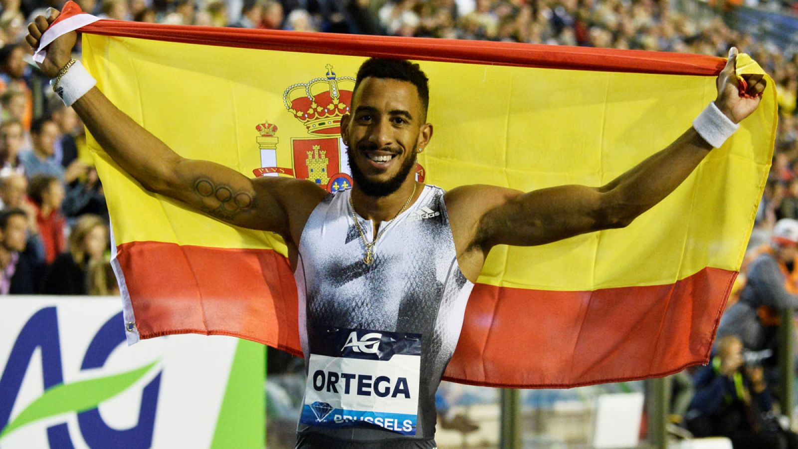 Orlando Ortega celebra su victoria