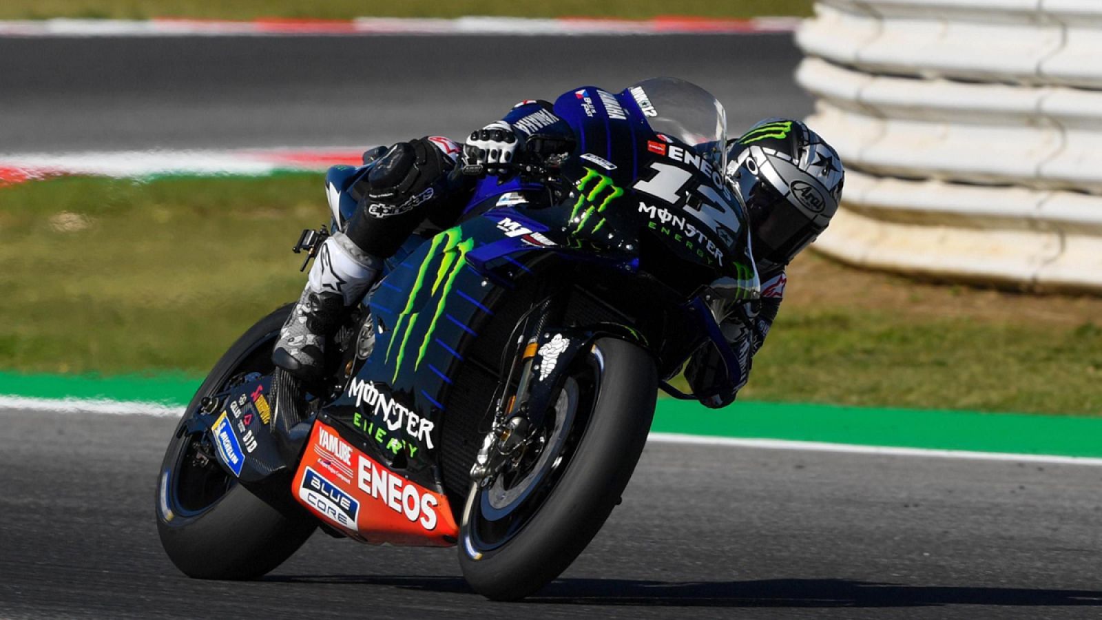 Maverick Viñales logra la pole en Misano