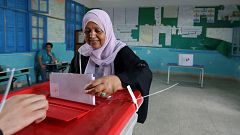 La alta abstención marca las segundas elecciones presidenciales libres en la historia de Túnez