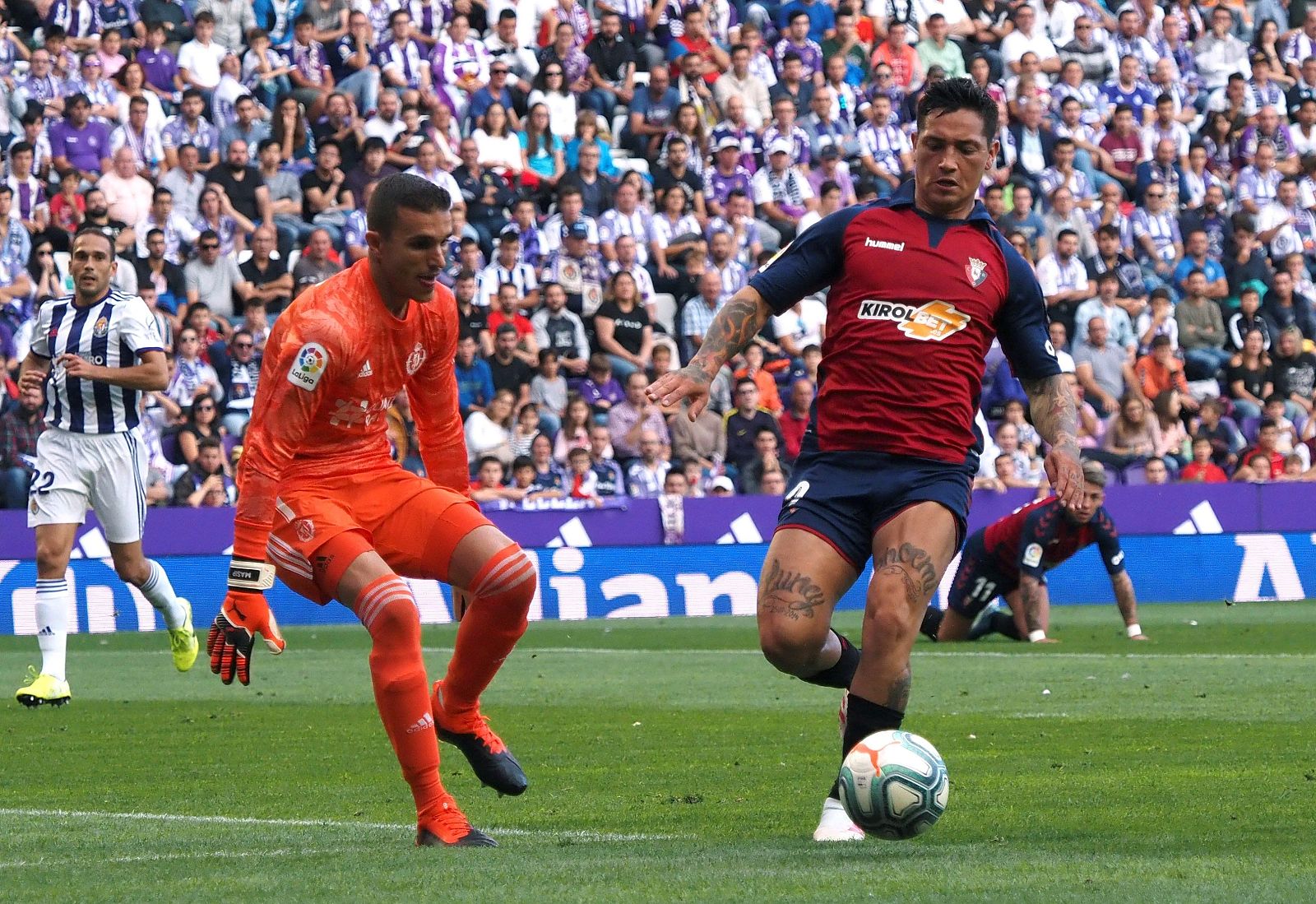 Chimy Ávila no paró de intentarlo durante todo el encuentro