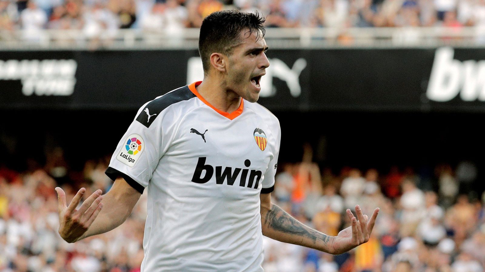 Maxi Gómez celebra el gol marcado ante el Alavés
