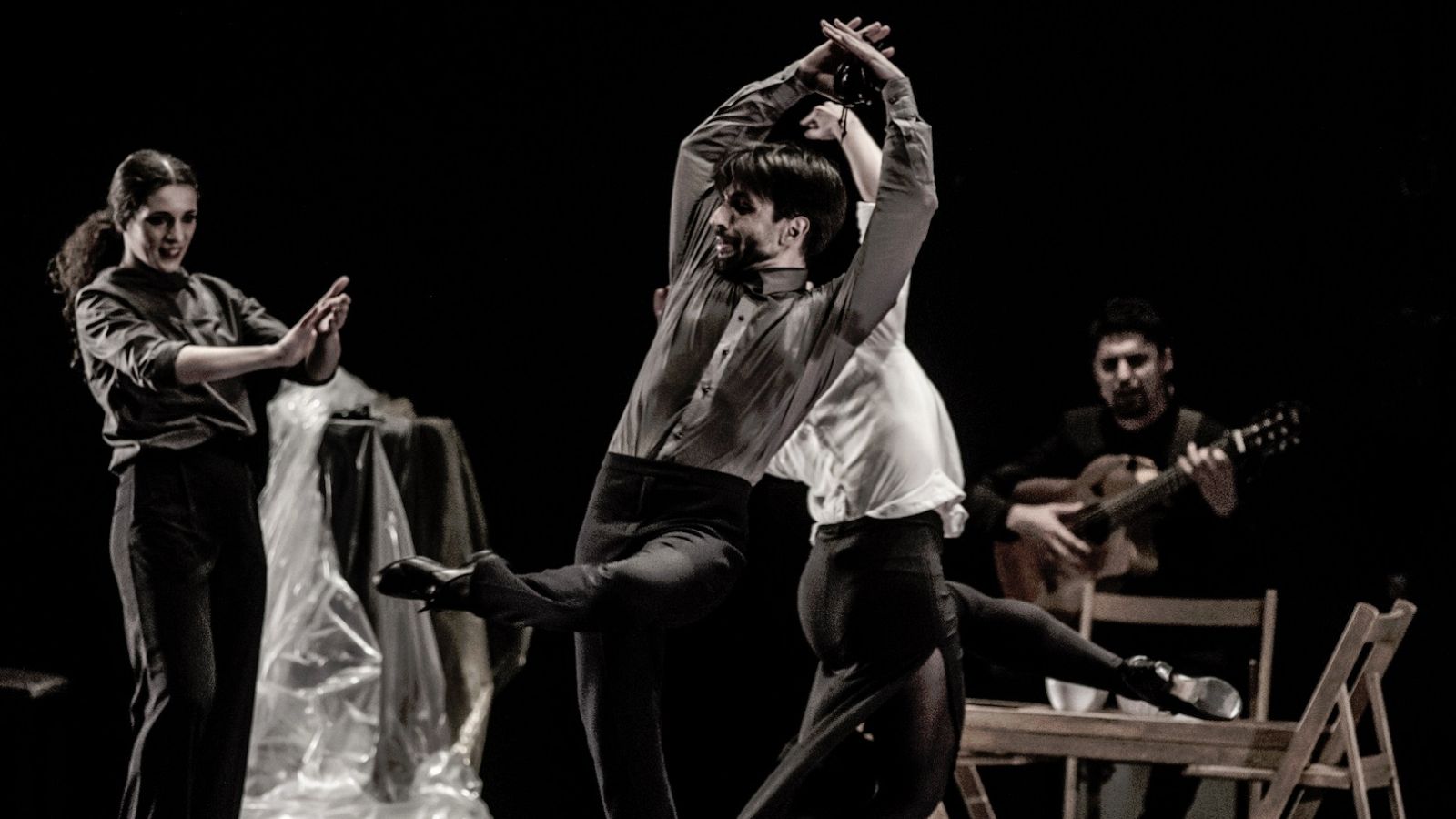 Fotografía perteneciente al espectáculo "Bailables", de Estévez / Paños y Compañía.