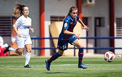 Los sindicatos se plantean recurrir a la huelga ante el estancamiento del convenio del fútbol femenino