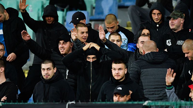 El presidente de la Unión Búlgara de Fútbol dimite tras los incidentes racistas ante Inglaterra