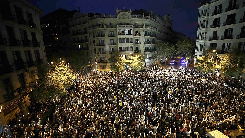 Las protestas pacíficas se abren paso en Barcelona tras una semana de graves disturbios