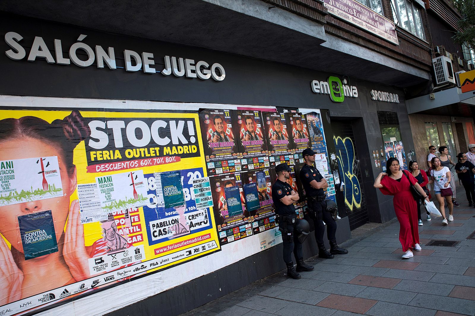 Los locales de apuestas se ubican en las calles mas concurridas de las grandes ciudades