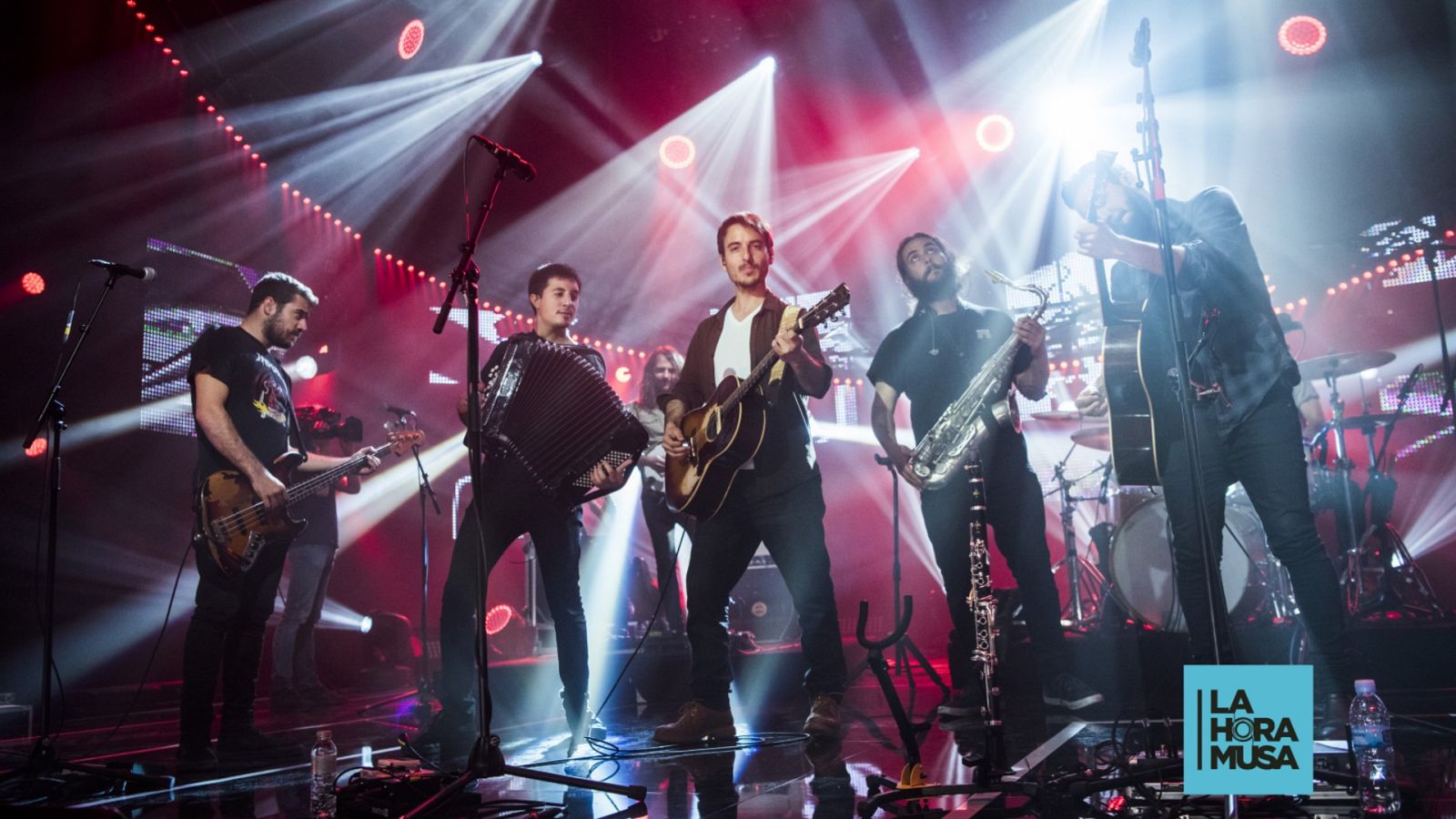 La M.O.D.A, orquesta de lujo en el plató de 'La Hora Musa'