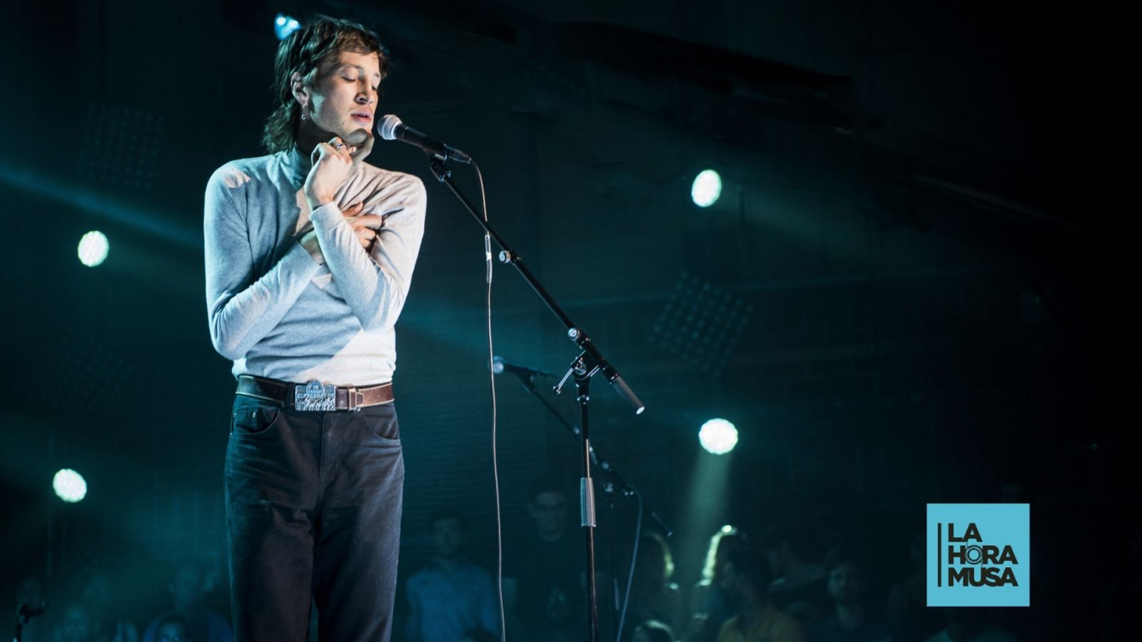 Marlon Williams en el plató de 'La Hora Musa'