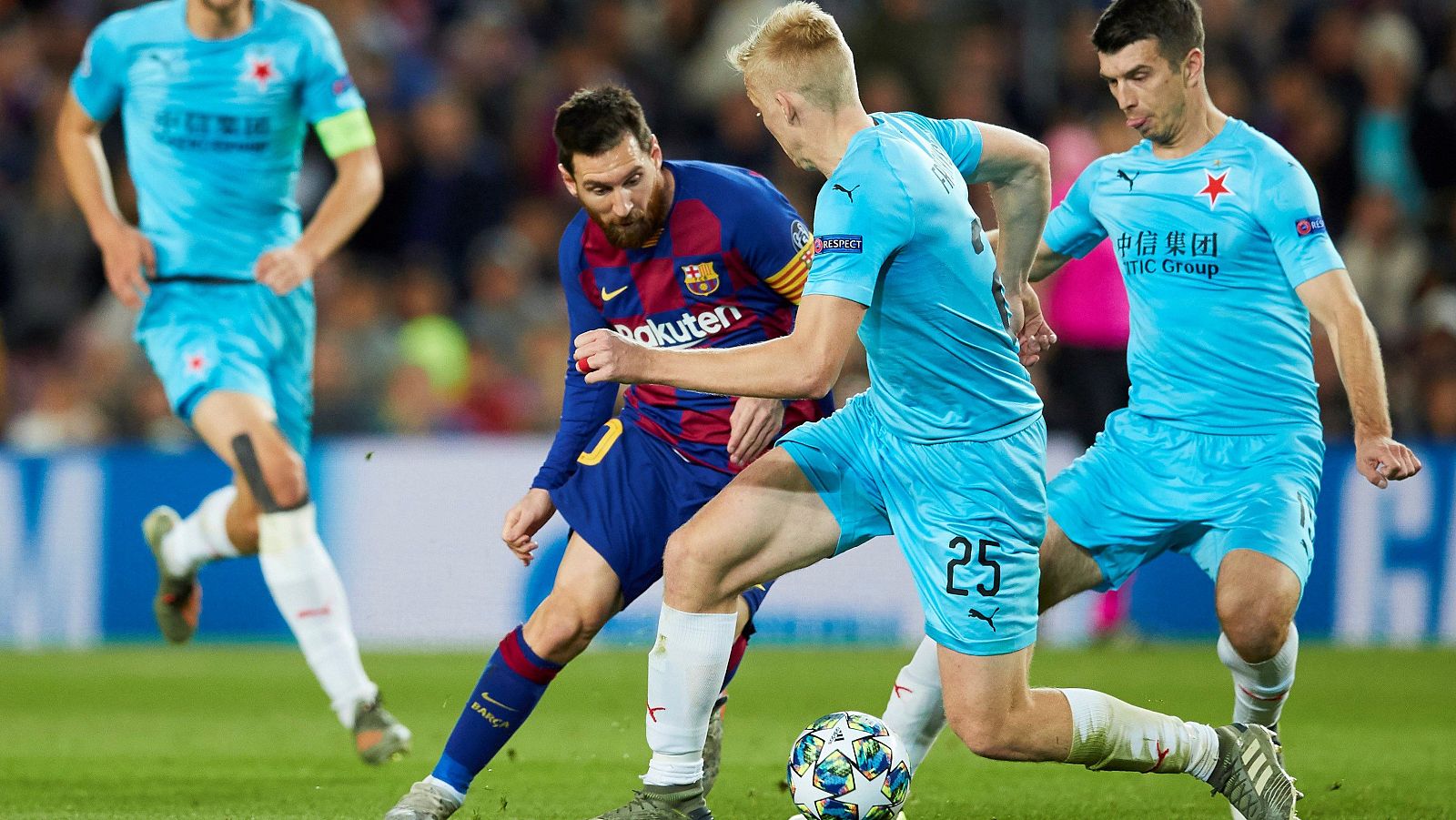 El Barça se atasca ante el Slavia de Praga