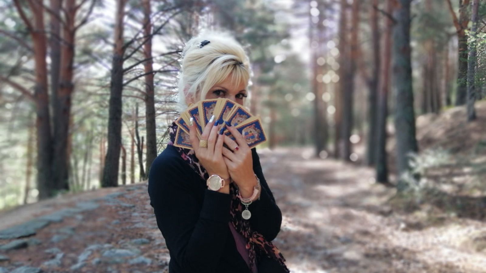 Úrsula Dulcinea, la tarotista del anuncio veraniego de la Lotería