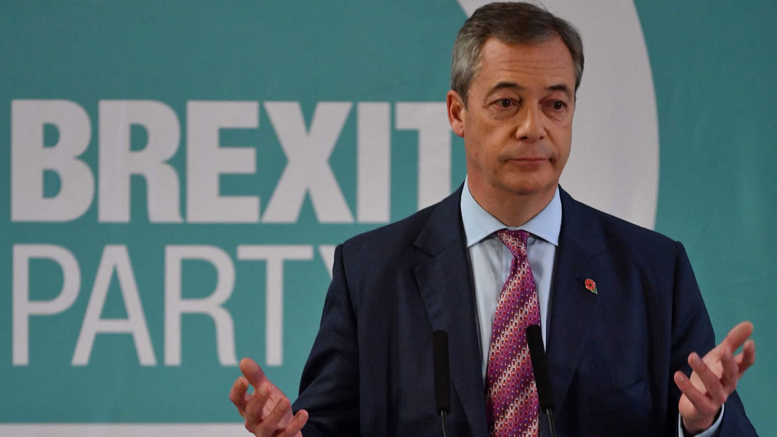 Nigel Farage anuncia que su formación no presentará candidatos en los 317 escaños ganados por los "tories"