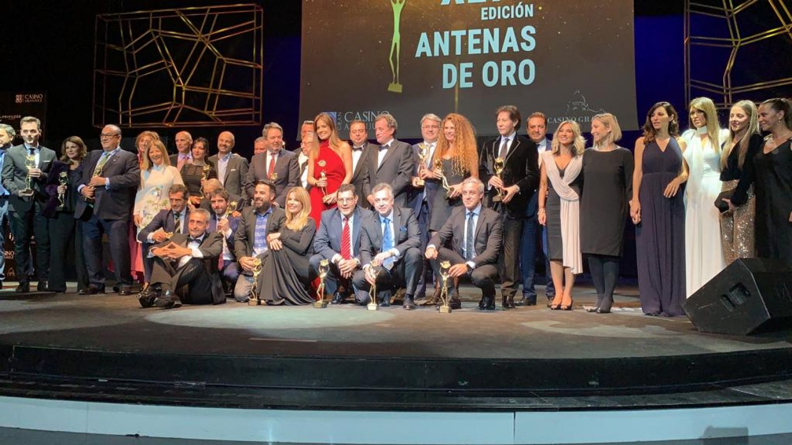 Los premiados, anoche, tras la gala