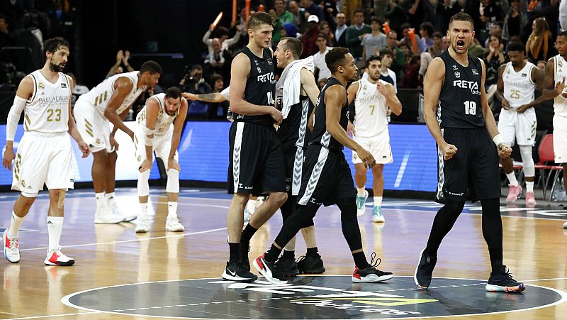 El Madrid sucumbe al 'efecto Miribilla' y encaja su primera derrota ante el Bilbao Basket