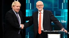 El primer cara a cara entre Johnson y Corbyn se salda con más reproches por el 'Brexit' y un apretón de manos