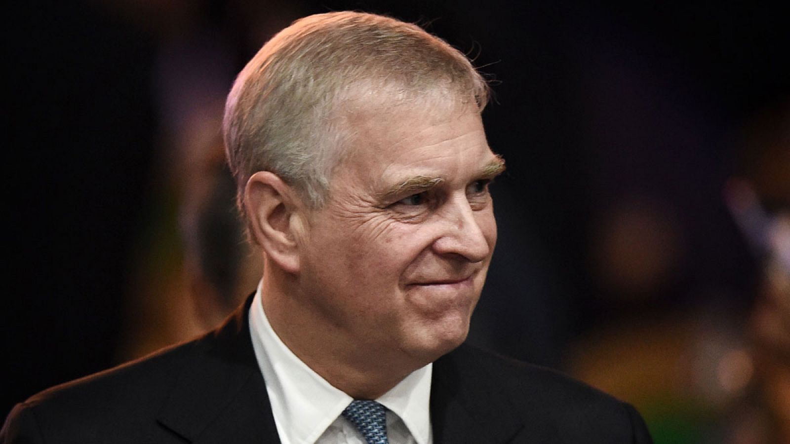 El príncipe Andrés niega "categóricamente" haber tenido relaciones con una menor