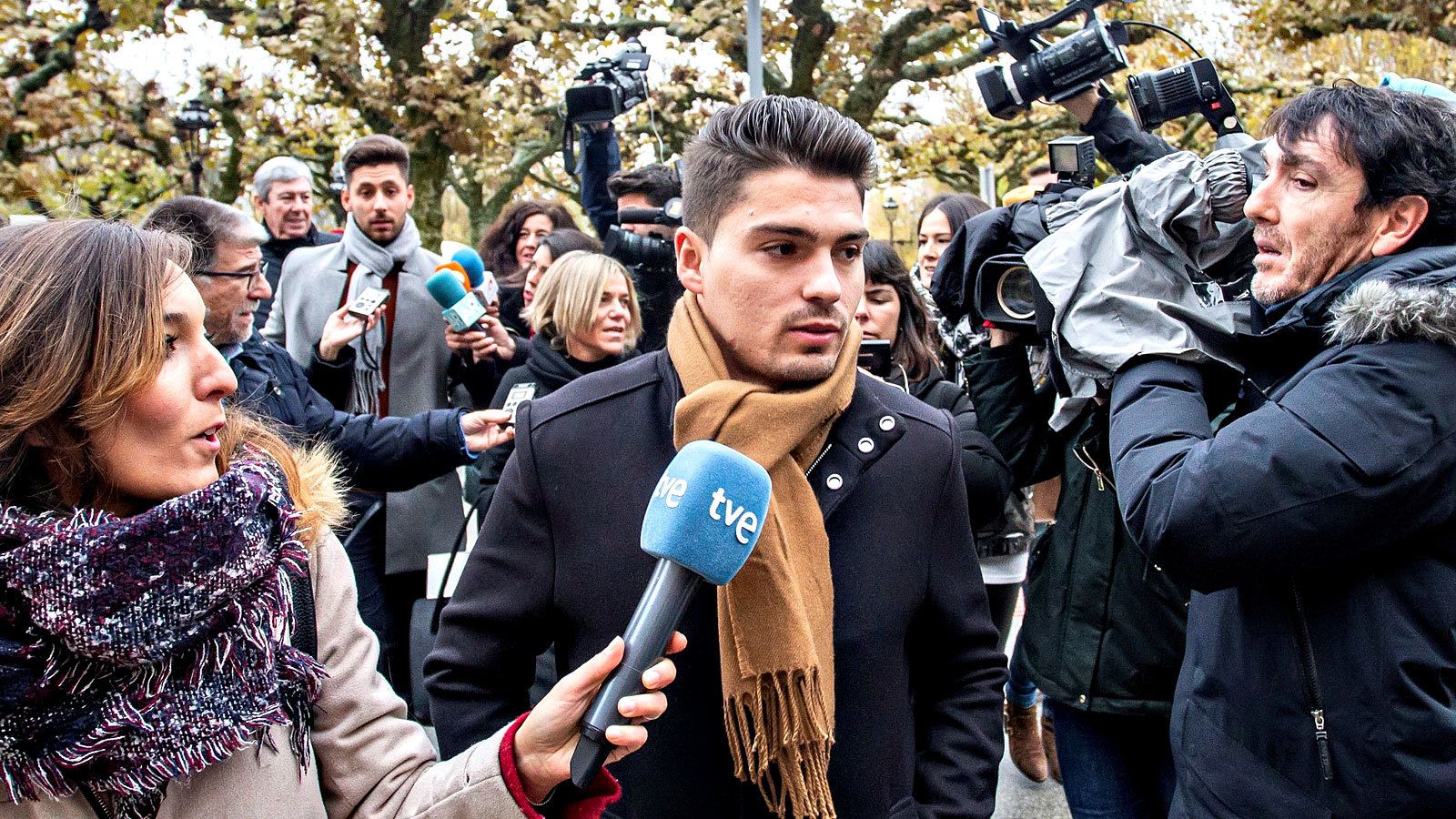 Raúl Calvo, uno de los encausados en el caso Arandina, llega este lunes a la Audiencia de Burgos