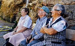 Así es la salud de España: mayor supervivencia al cáncer, más obesidad y escasez de médicos