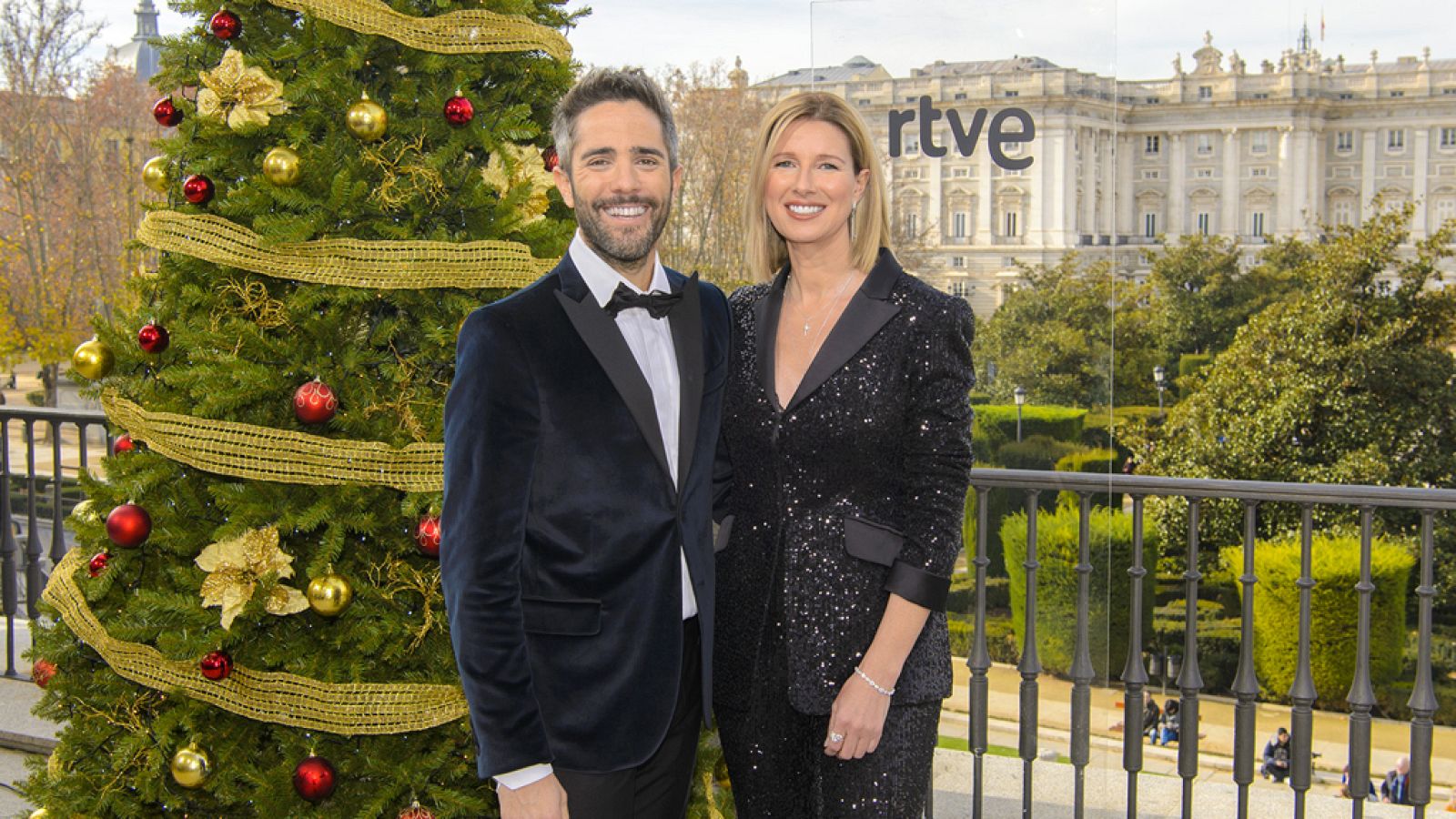 Anne Igartiburu y Roberto Leal