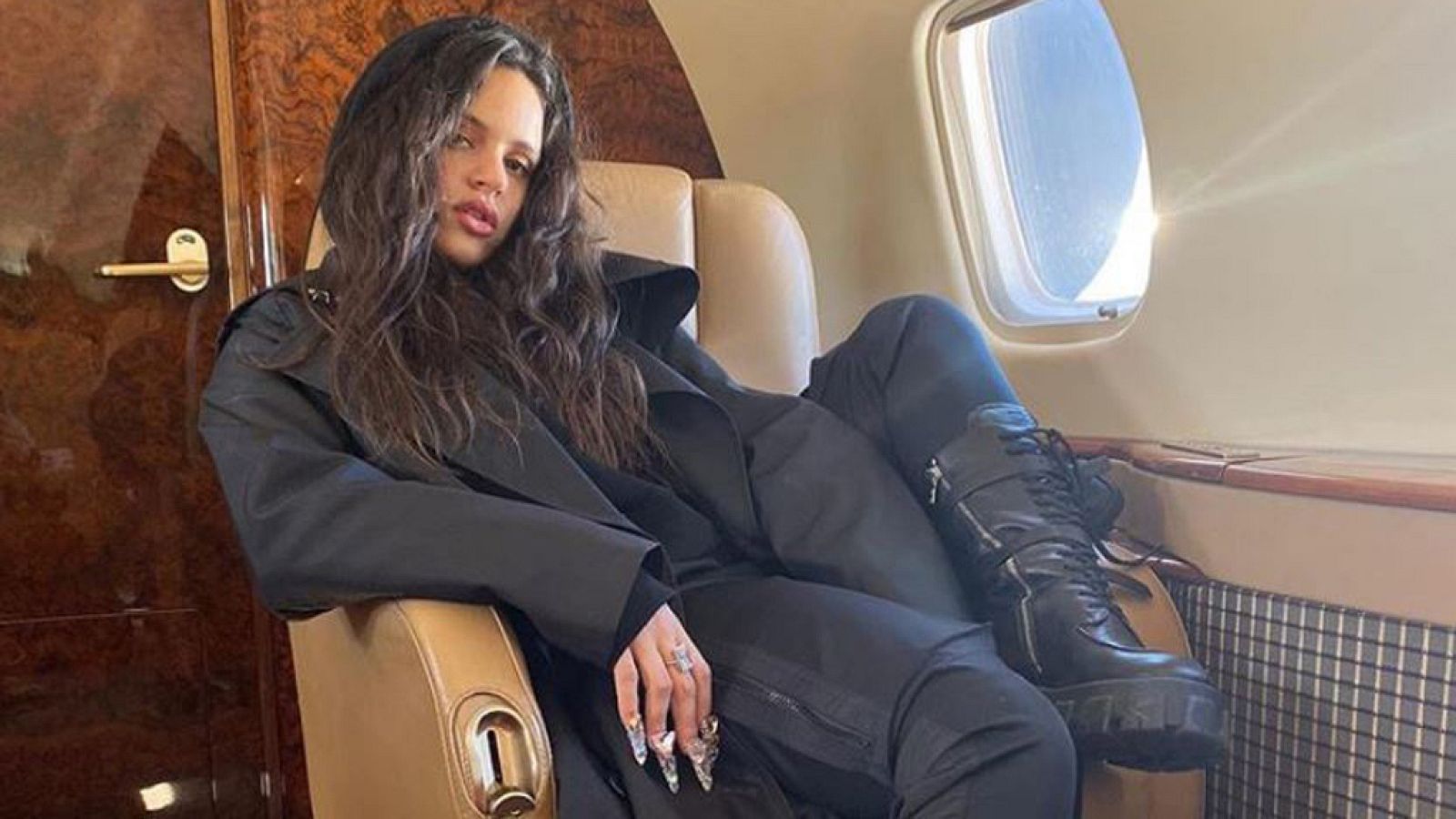 Rosalía podría convertirse en la nueva narradora del trabajo de Harry Styles