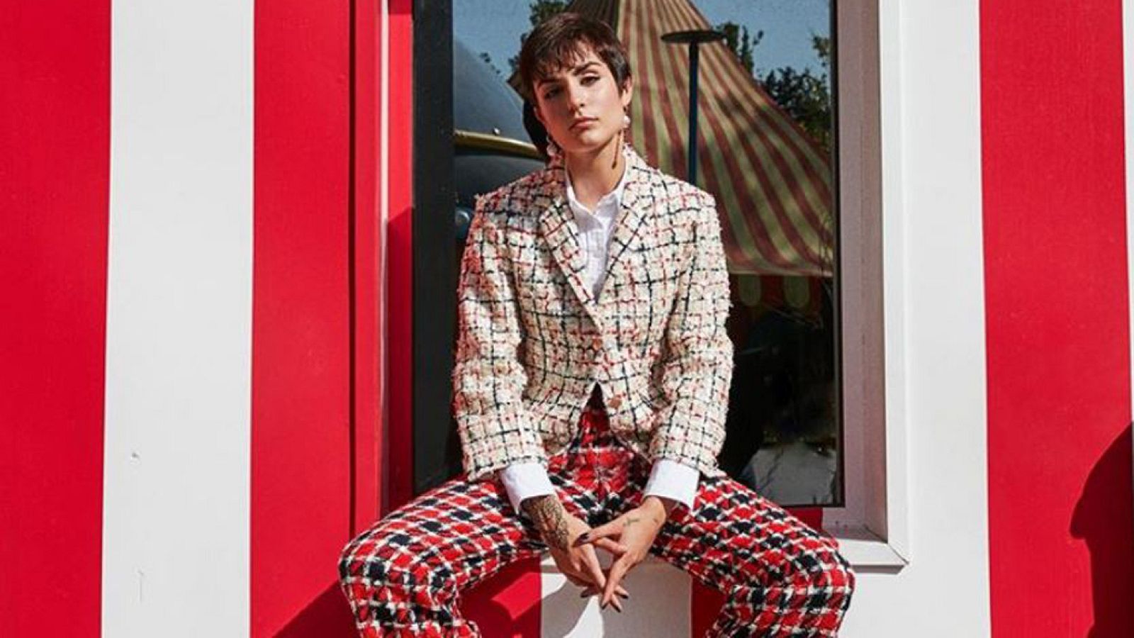 Natalia Lacunza sorprende a sus seguidores con su nueva canción