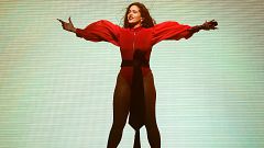 Rosalía derrocha poderío en casa con un debut estelar en el Palau Sant Jordi