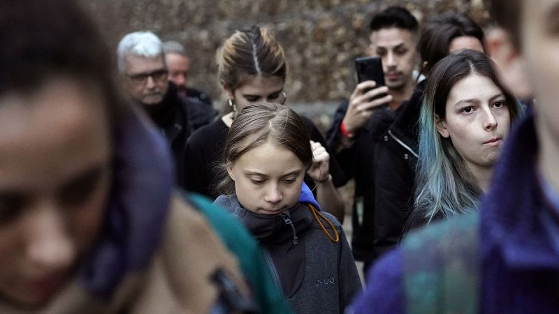 Greta Thunberg visita por sorpresa la Cumbre Social del Clima en la Universidad Complutense de Madrid