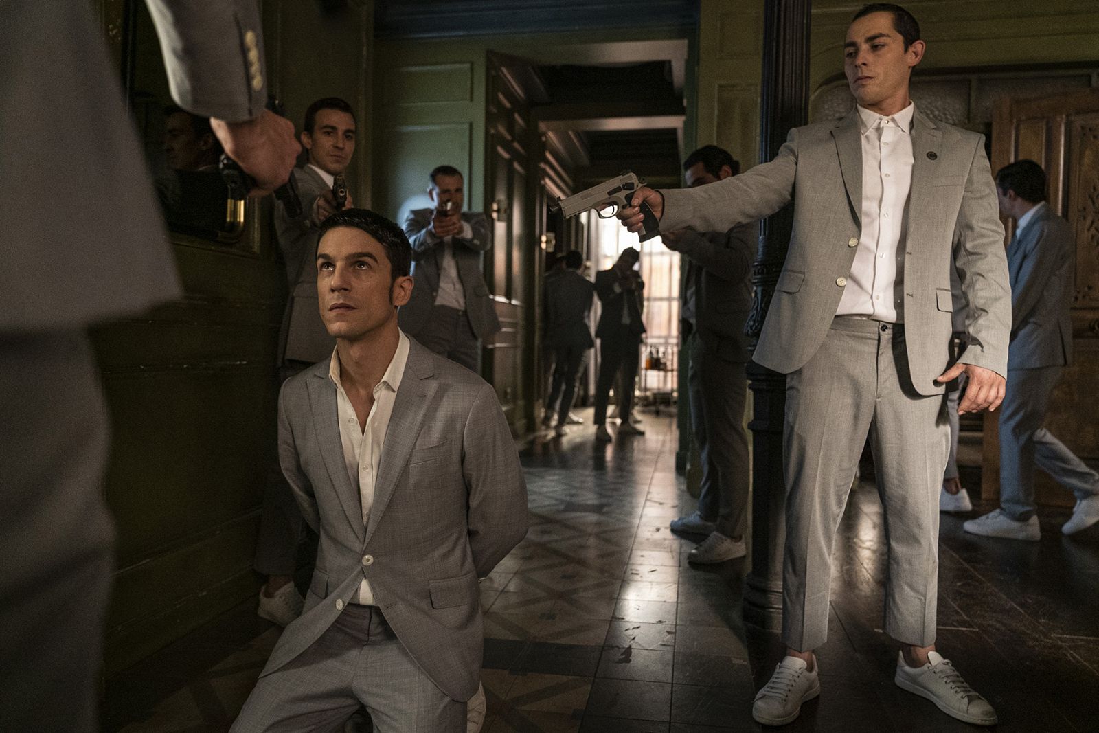 'Estoy vivo' afronta la traición en la Pasarela mientras Márquez prepara la fuga de Vero