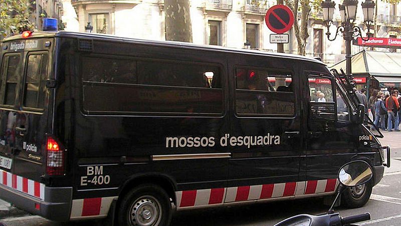 El juez envía a prisión a dos acusados de violar a dos chicas en Manresa