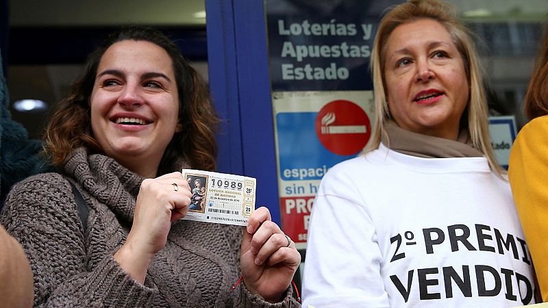 El segundo premio de la Lotería de Navidad, el 10.989, vendido sobre todo en Madrid y también en Badajoz