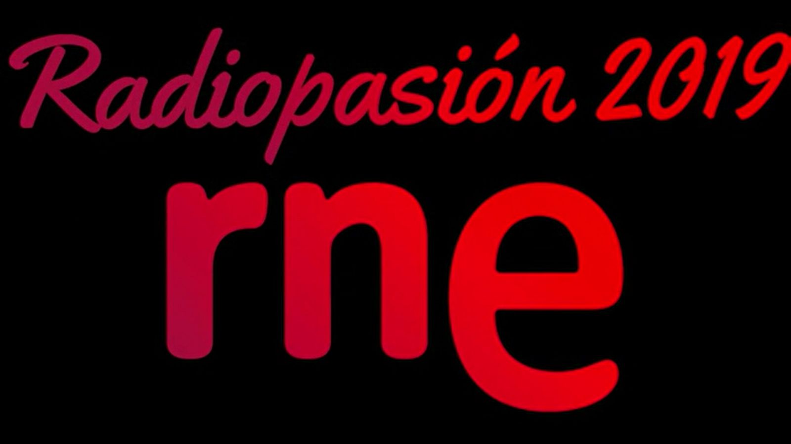 Radiopasión: Diversión y música