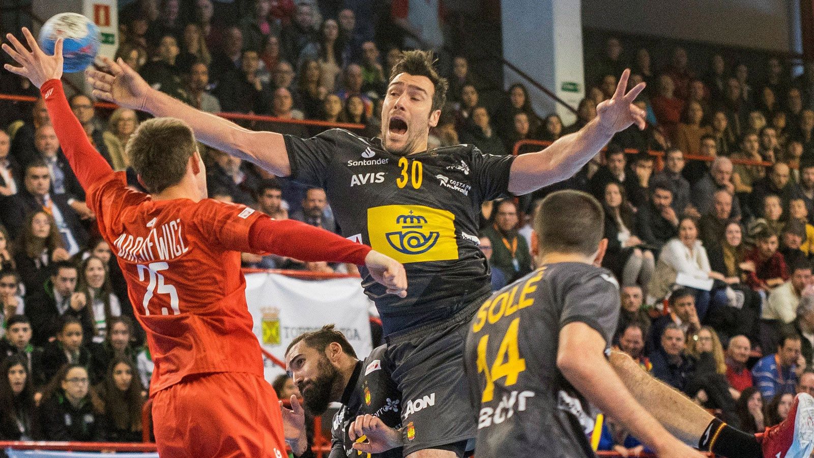 Lance del partido de España el sábado ante Polonia