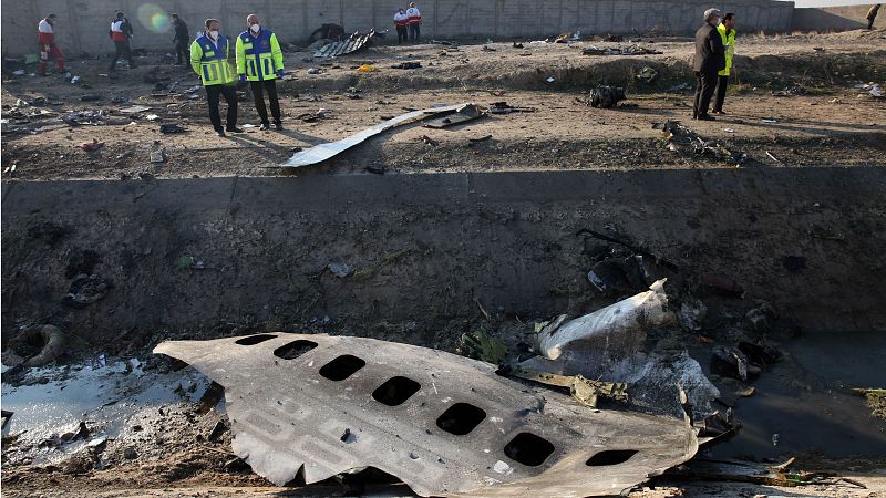 Un avión de Ucrania con 176 personas se estrella en Irán 