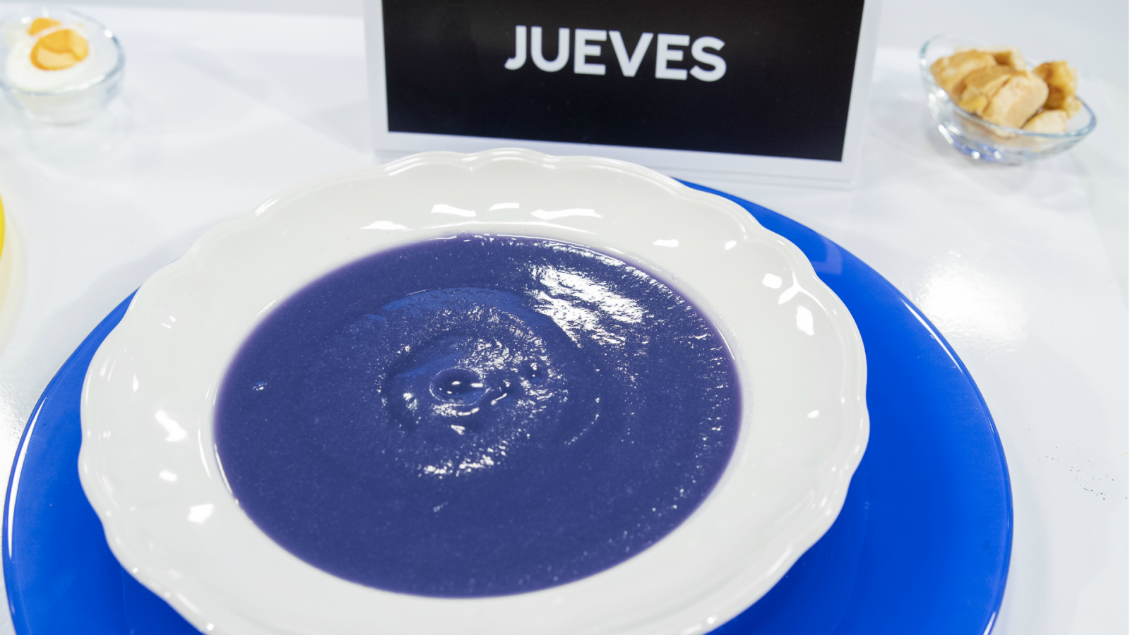 4- Crema de lombarda con pollo a la brasa