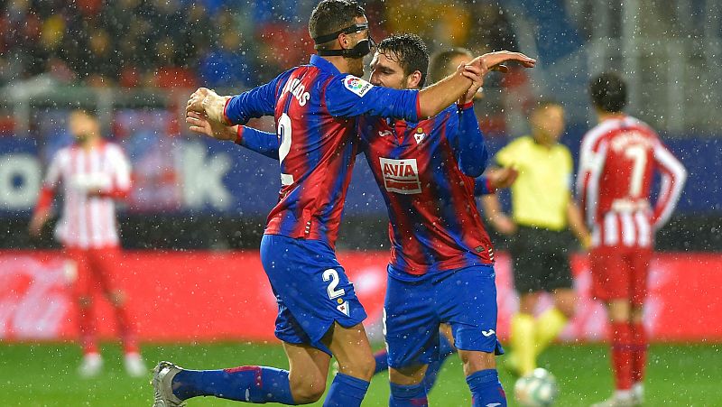 El Eibar frena en seco al Atlético