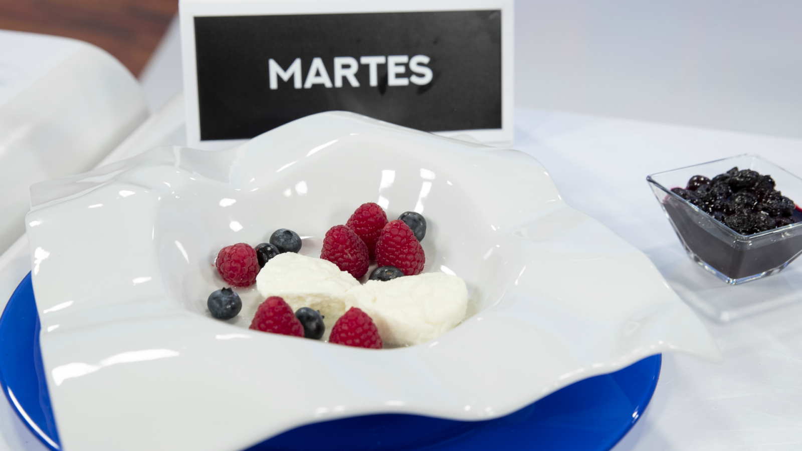 Cheesecake de yogur con arándanos