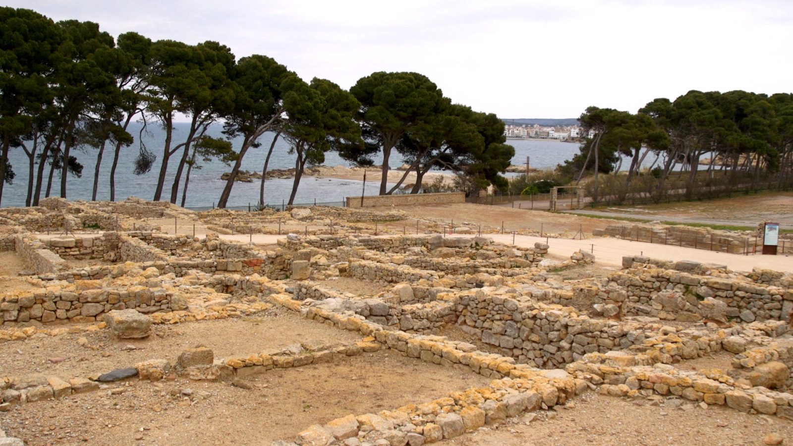 Jaciment arqueològic d'Empúries