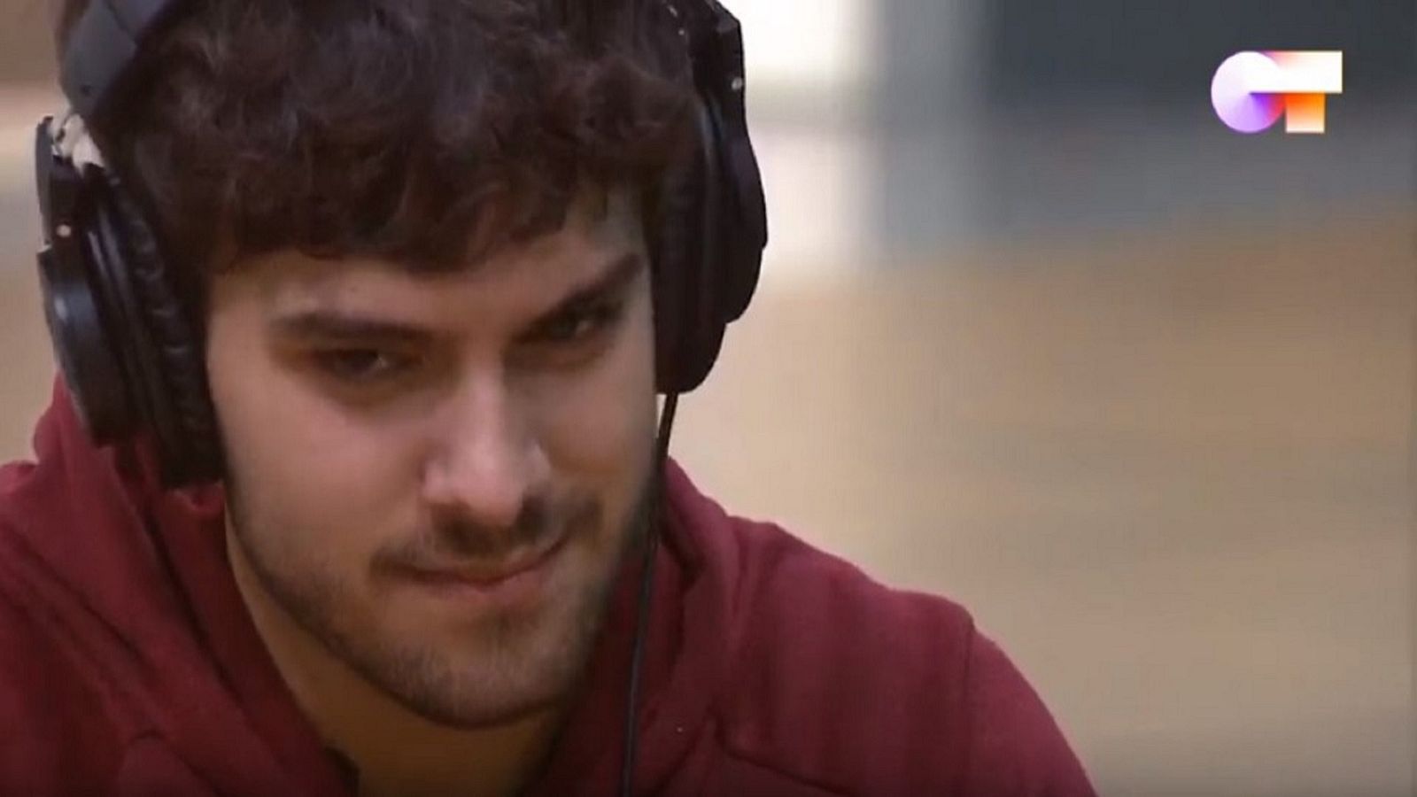 OT 2020 - Javy escucha por primera vez su canción "Qué sabrá Neruda"