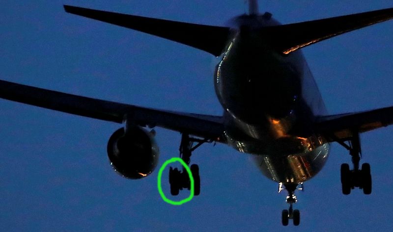El avión averiado de Air Canada aterriza sin problemas en el aeropuerto de Barajas
