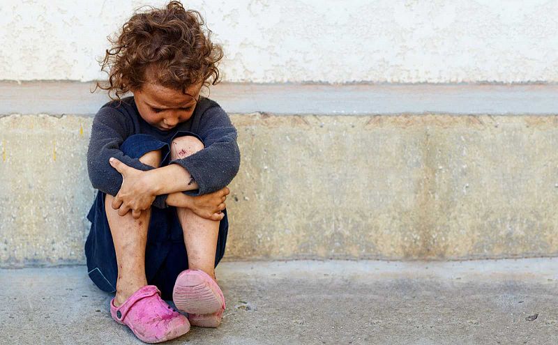 La pobreza amenaza en España a 800.000 familias con niños a cargo de abuelos, madres solas y migrantes