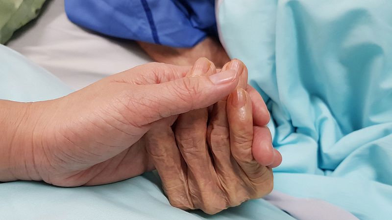 Holanda estudia legalizar la eutanasia para personas mayores "cansadas" de vivir