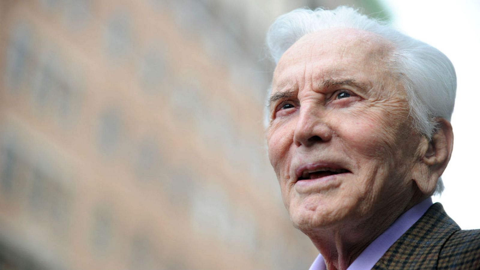 Foto de archivo de Kirk Douglas en 2011