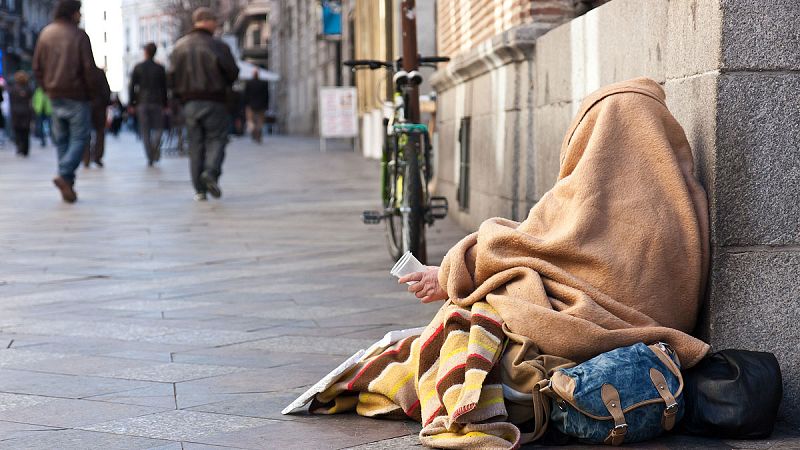 El relator de la ONU: "En España hay familias que tienen un dilema: o poner la calefacción o comprar comida"