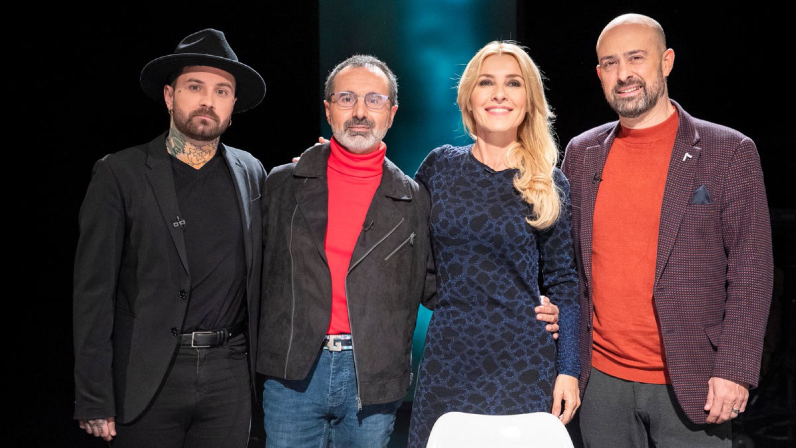 Cayetana Guillén Cuervo con Octavio Salazar, Ritxar Bacete y Abel Azcona