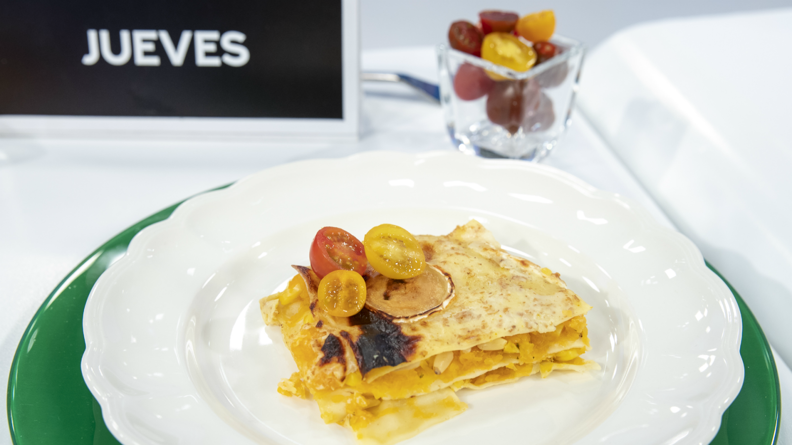 Lasaña integral de verduras y bechamel