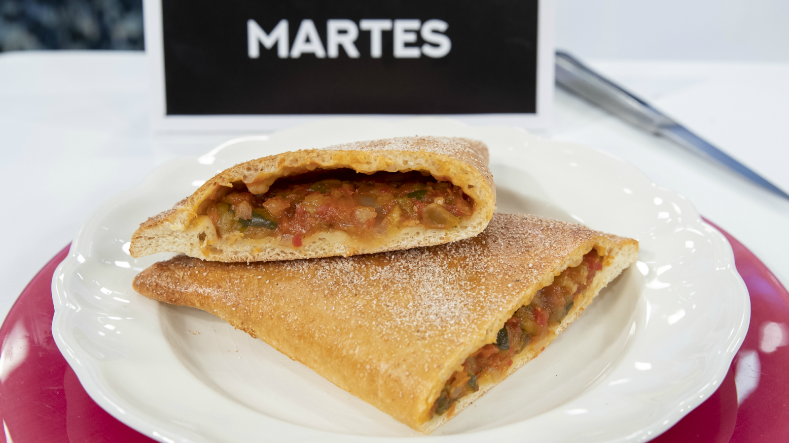 Empanada integral de pisto manchego