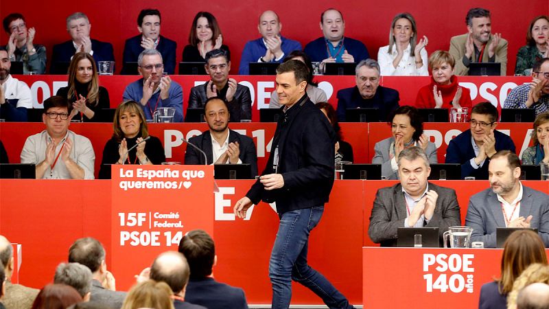 Sánchez tiende la mano al PP para el diálogo en Cataluña, que no se hará "en perjuicio" de otros territorios